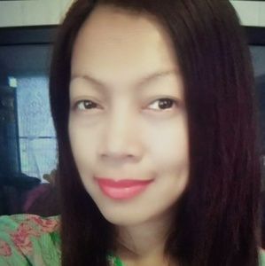 Meet your Posher, Desiree